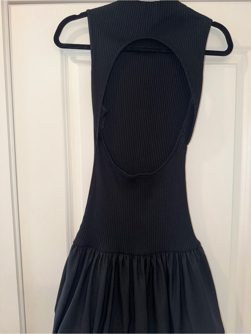 Zara Sleek Sleeveless Black Ribbed Bubble-Hem Dress - Picture 6 of 6